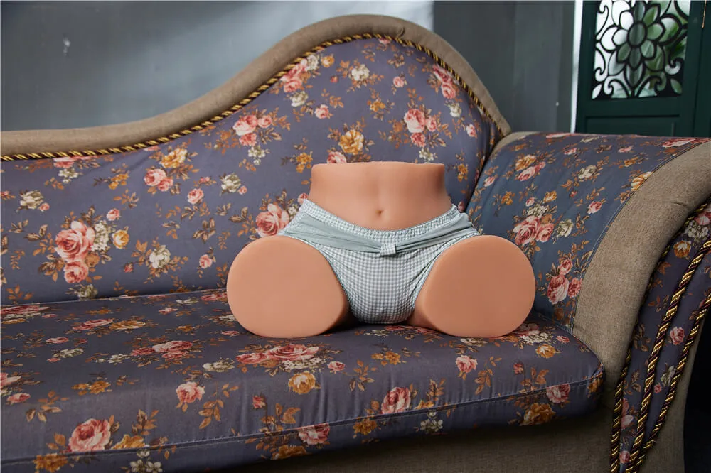 Irontech Doll Medium Butt, Masturbator for Small or Medium Buttocks view 3